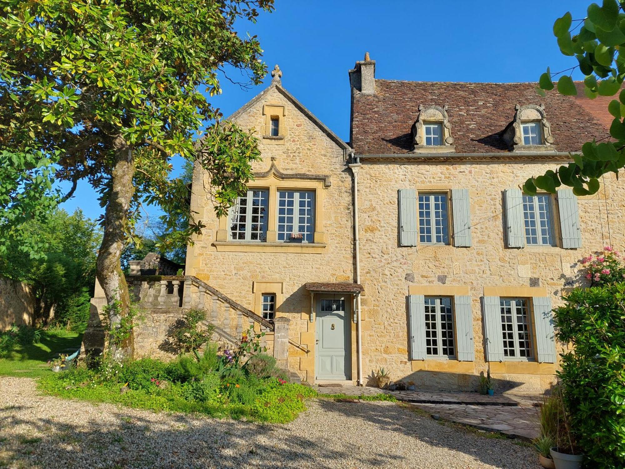 Rue Du Chateau Lalinde Екстер'єр фото